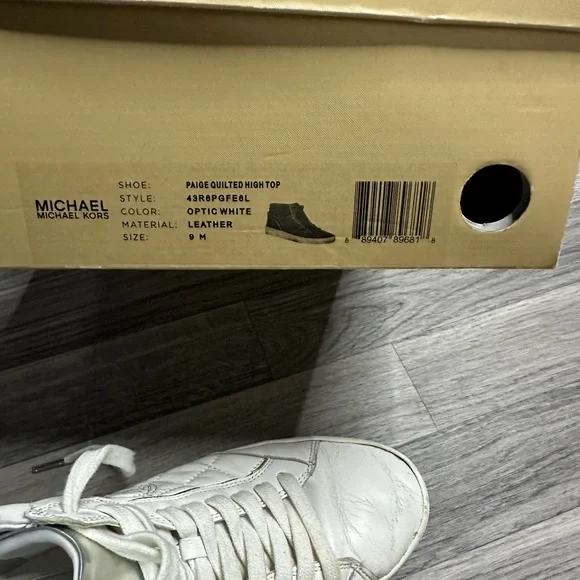 Michael Kors Paige Quilted High Top Sneaker Leather Optic White 9 - Picture 6 of 6